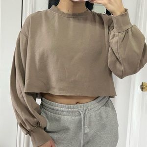 H&M Beige Cropped Sweatshirt